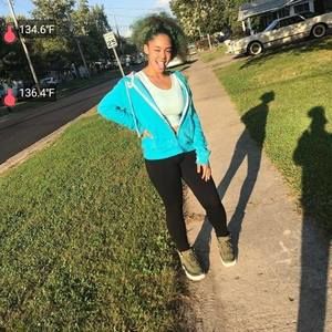 Meet your Posher, Shania